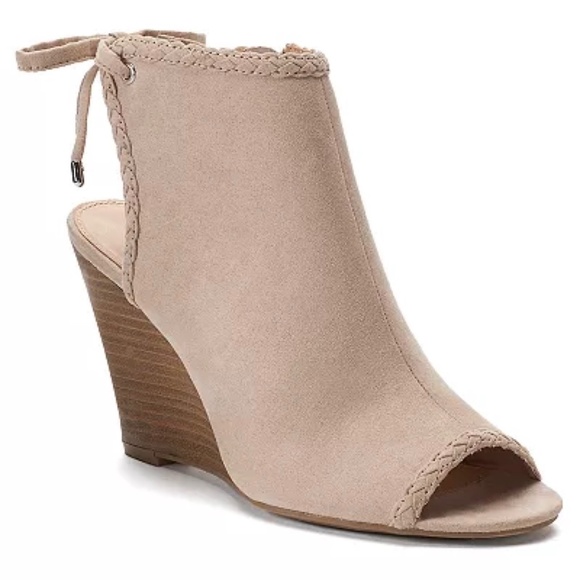 LC LAUREN CONRAD Bergenia Boots Lace Up Size Zip Bohemian Nude Tan Size 8 - Picture 1 of 9